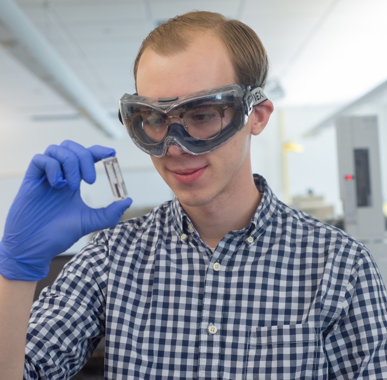 Mike Gatazka '20 pictured here during his 2018 Summer Research work.