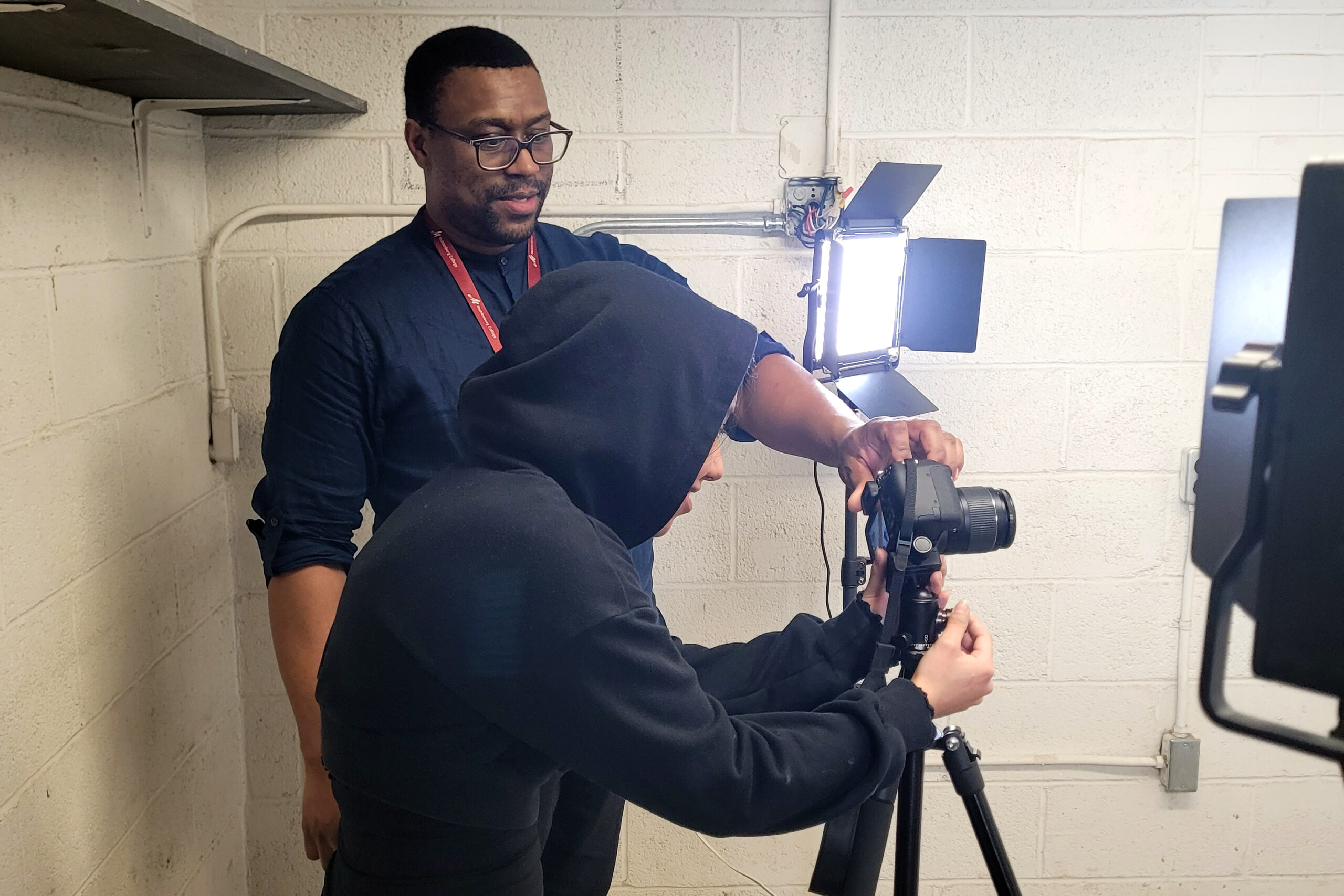 Photography Professor Assists Advanced Placement Art Class in Allentown