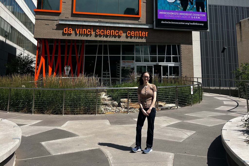 Charley McNeilly &rsquo;28 Interns With Da Vinci Science Center