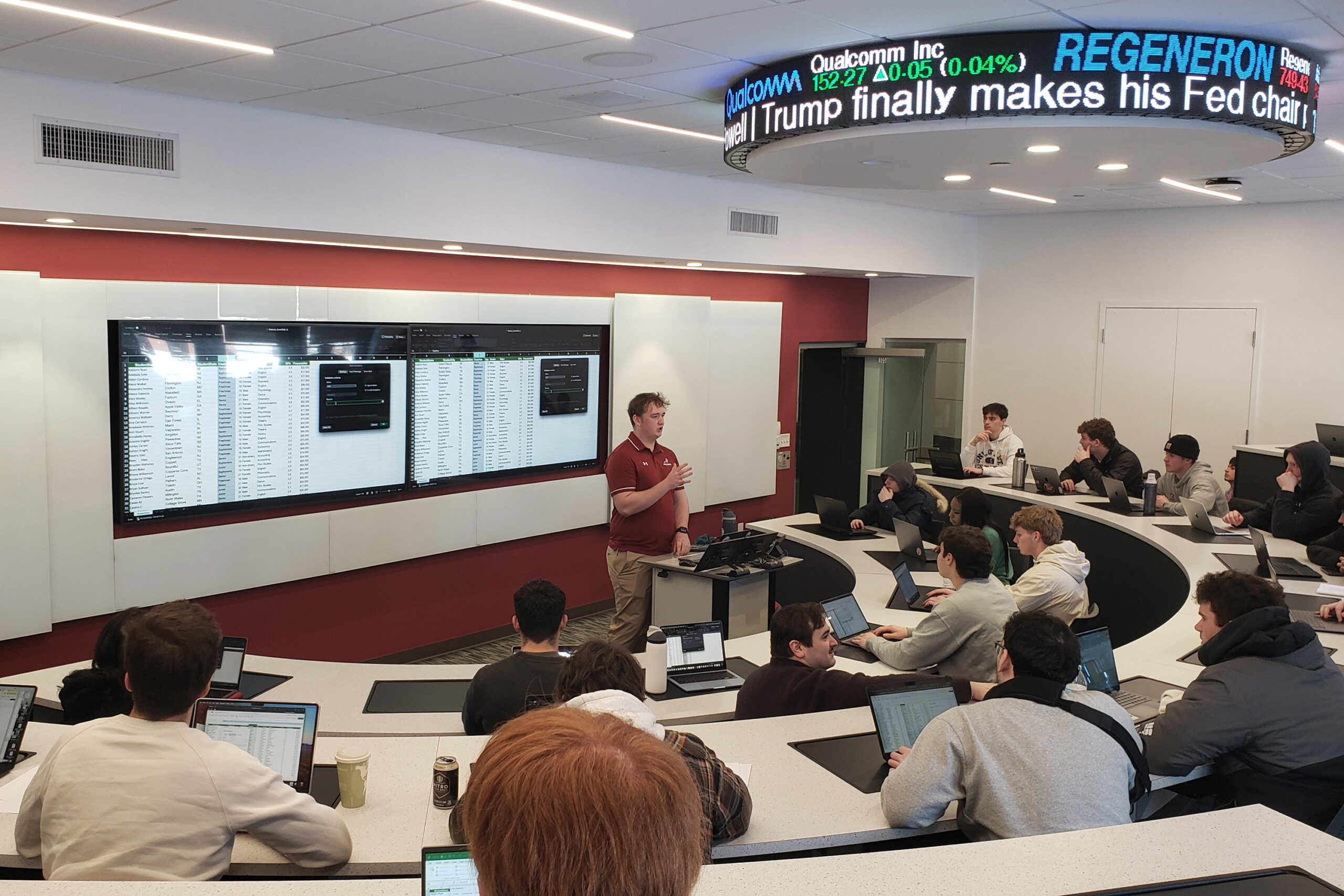 Students Enhance Analytics Skills in The Data Lab