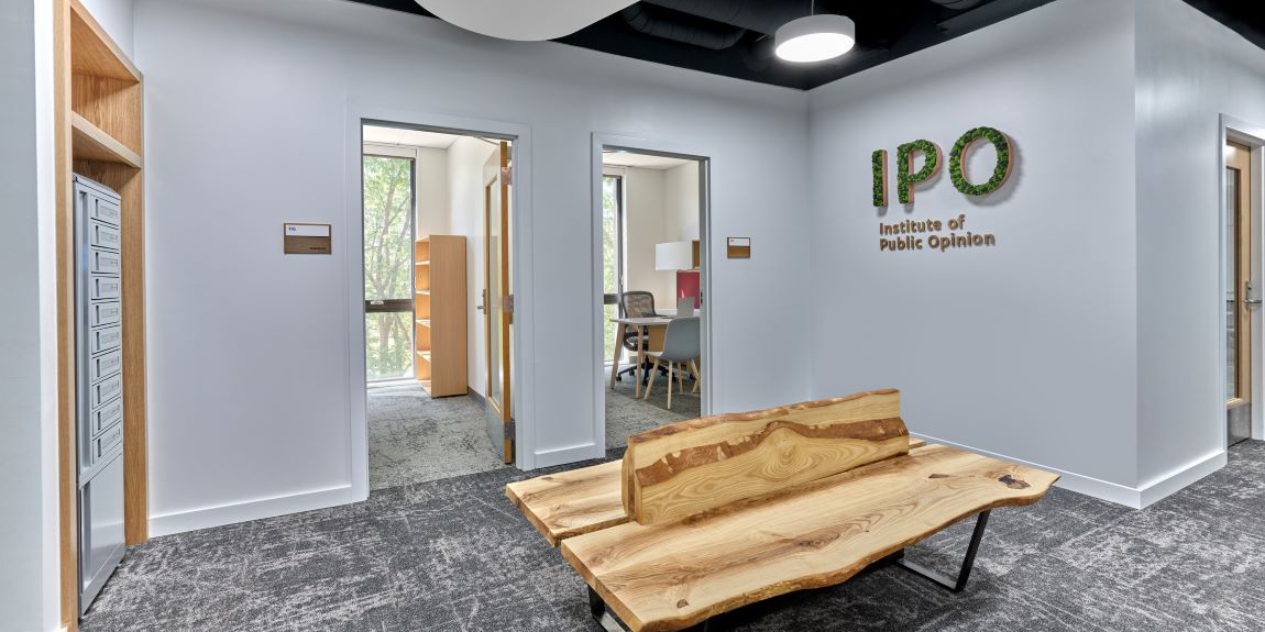 The Muhlenberg College Institute of Public Opinion