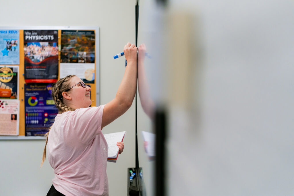 Natalie Preble &rsquo;27 Receives $10,000 Rossing Physics Scholarship