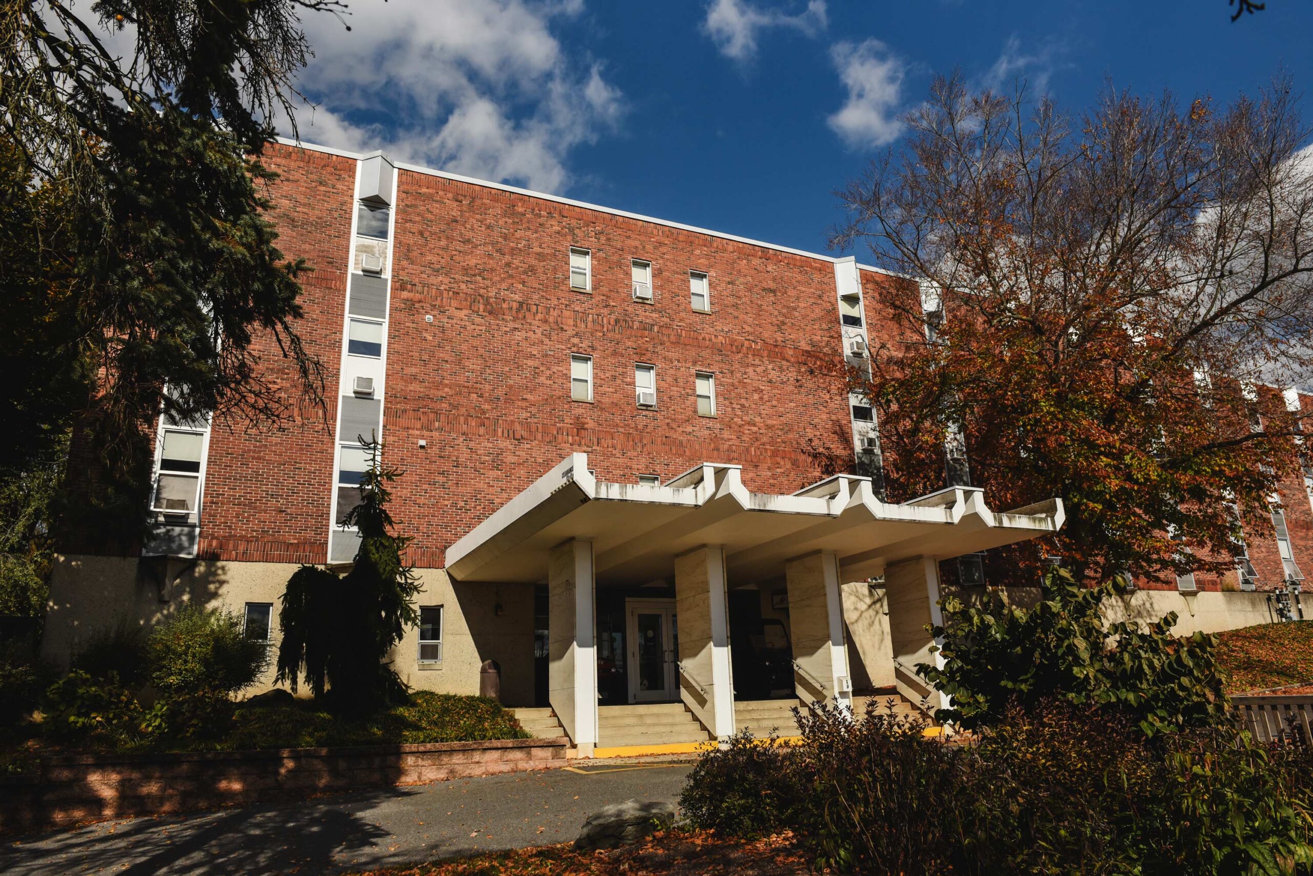 Muhlenberg Statue in Fall