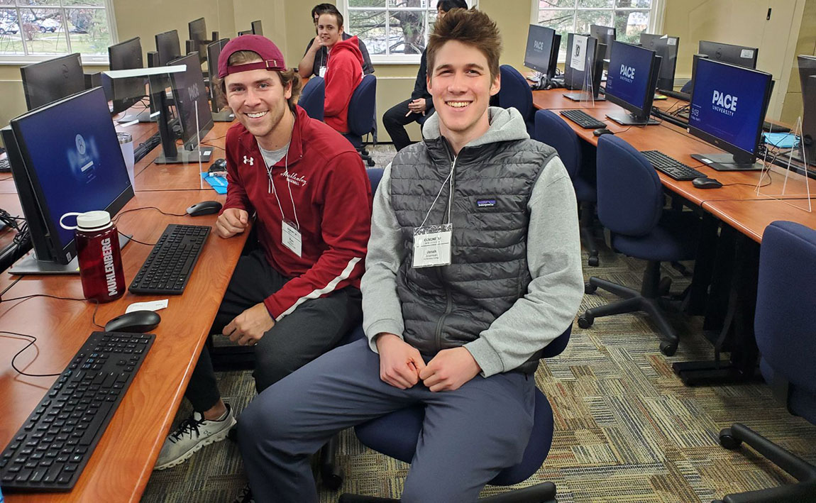 Pair of Seniors Wins Programming Competition